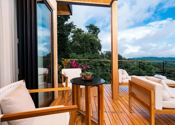 Laloon Luxury Suites - Adults Only